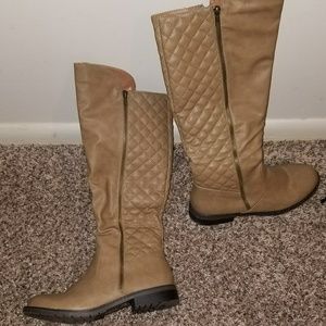 Boots (New never worn) just don't have the box.